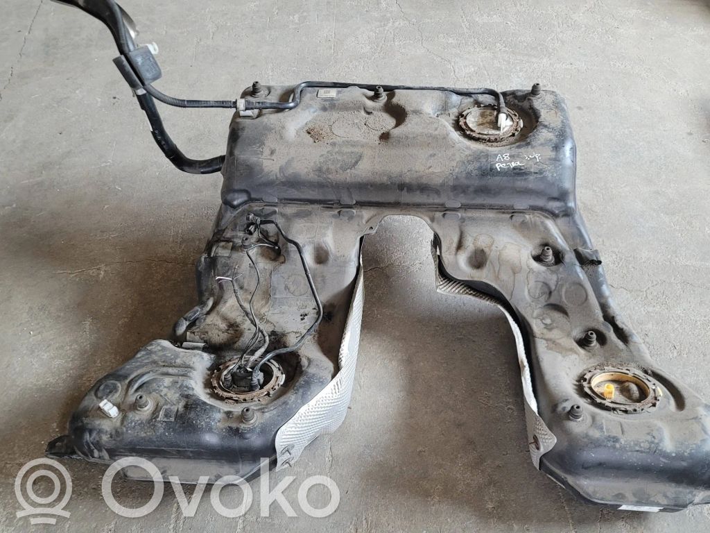 Audi A8 S8 D4 4H Polttoainesäiliö 