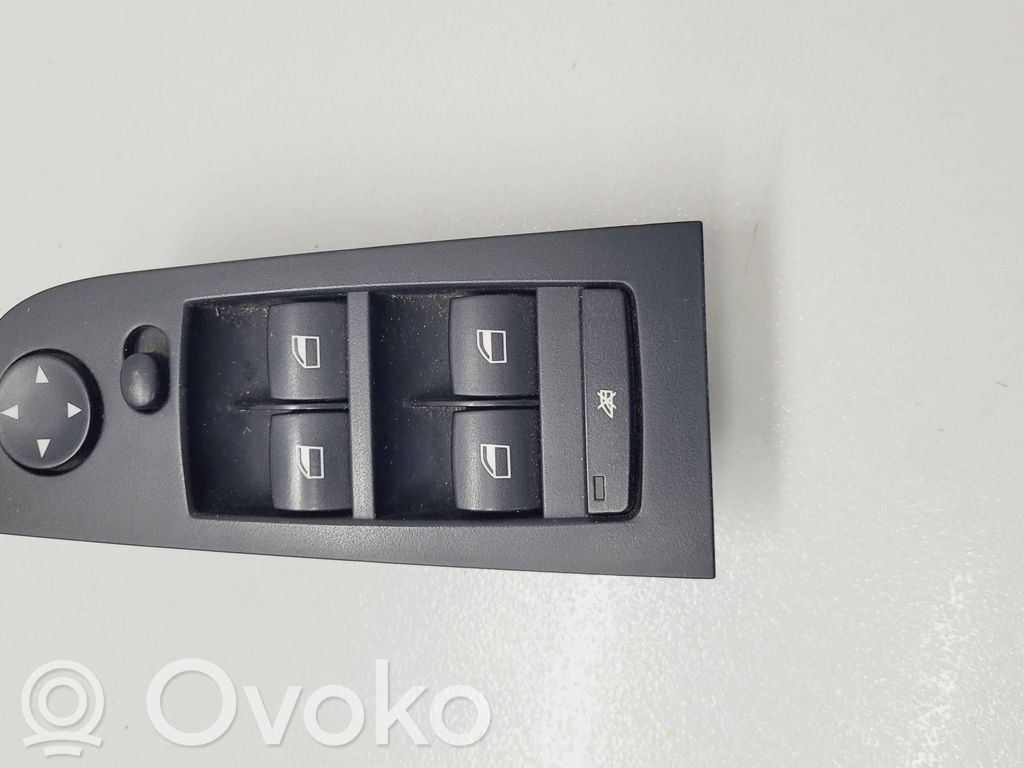 Elektrisko logu slēdzis   9217329
