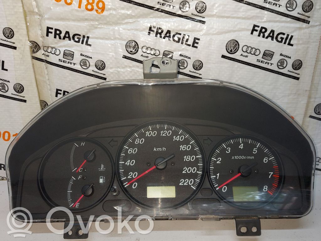 Mazda Premacy Speedometer (instrument cluster) 