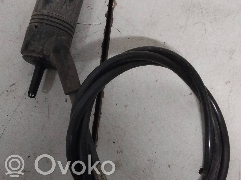 Cadillac SRX Windscreen/windshield washer pump 