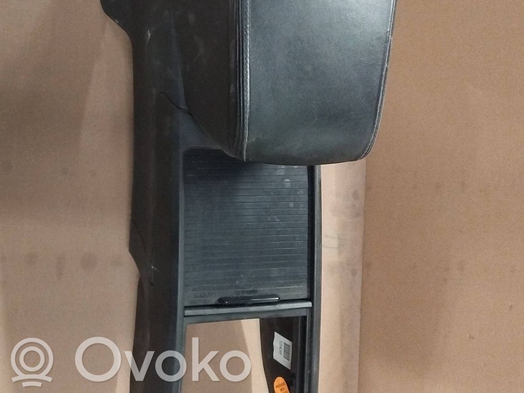 Cadillac SRX Center console 