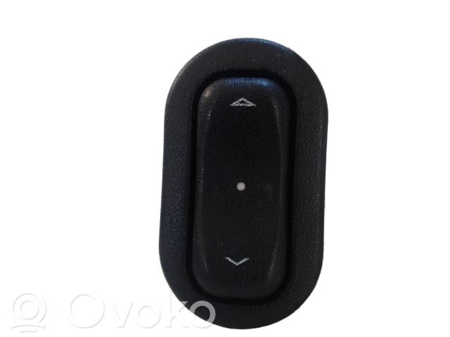 Electric window control switch   9100299,9100299
