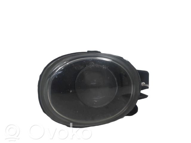 Etusumuvalo   1M0941701B,087484,190644052,1M0941701,1M0941701A,1M0941701B,1M0941703,39014577,4933995,66110281A1,66110283,7431089,PF0246S,ST5204414