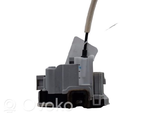 Lancia Ypsilon Front door lock 