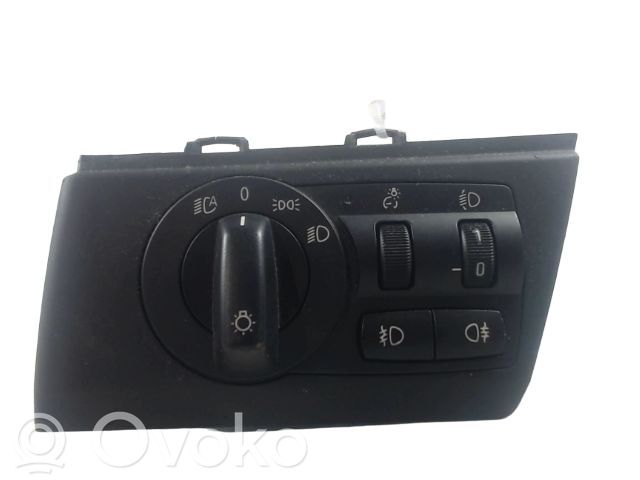 Light switch   61313420275,61313420275