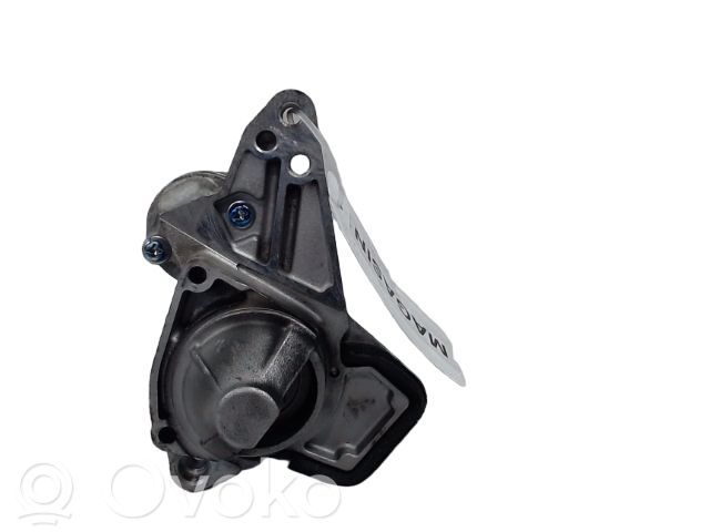 Starteris   233000557R,11090368,2330000Q3D,233000557R,31503NOE,5120D,8201548595,8201588377,AEY3906,M000T46572ZT,M000TD0371,M000TD371ZE,M000TD372,M000TD372ZE,M0TD0371,M0TD371ZE,M0TD372,M0TD372ZE