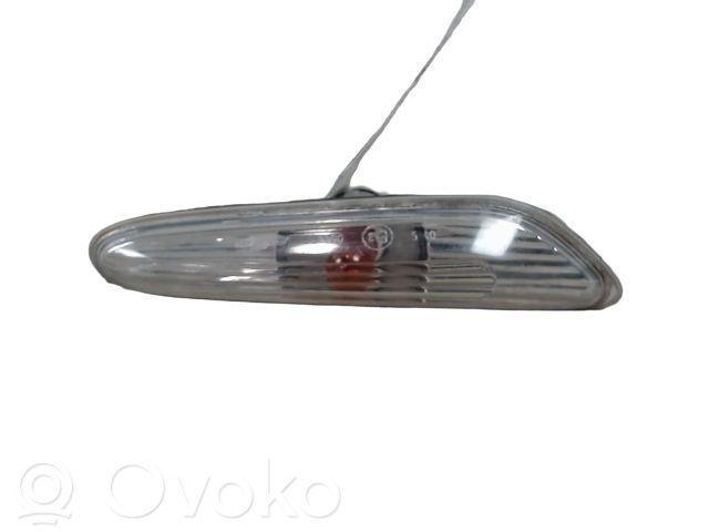 BMW 5 E60 E61 Front fender indicator light 