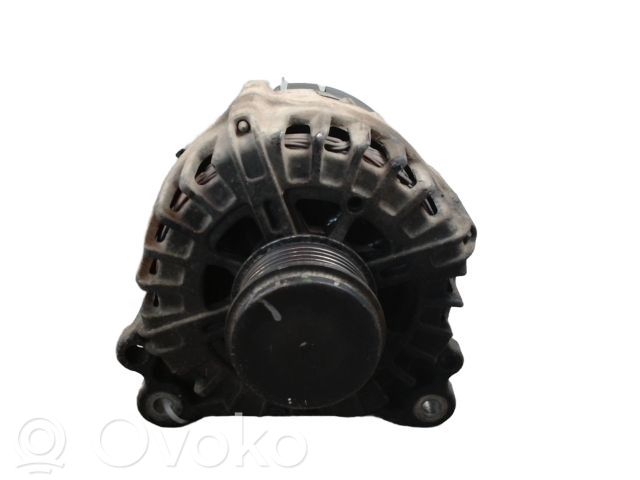 Volkswagen Touareg II Alternator 