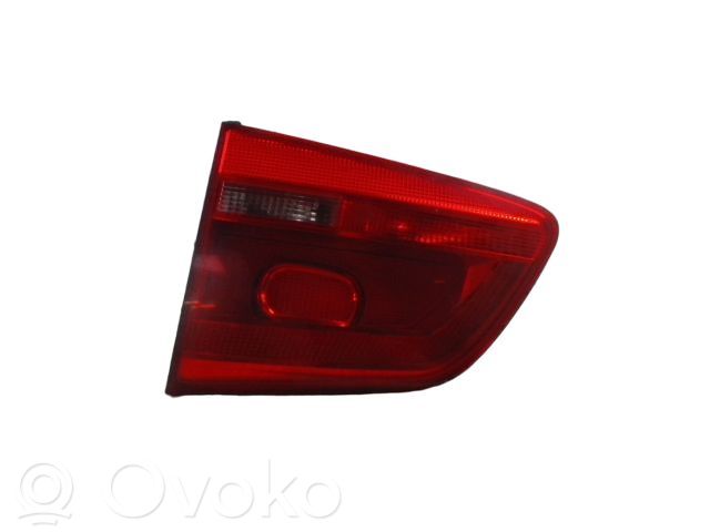 Volkswagen Touran II Lampy tylnej klapy bagażnika 