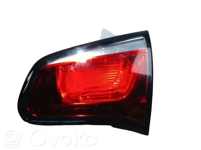 Citroen C3 Lampy tylnej klapy bagażnika 
