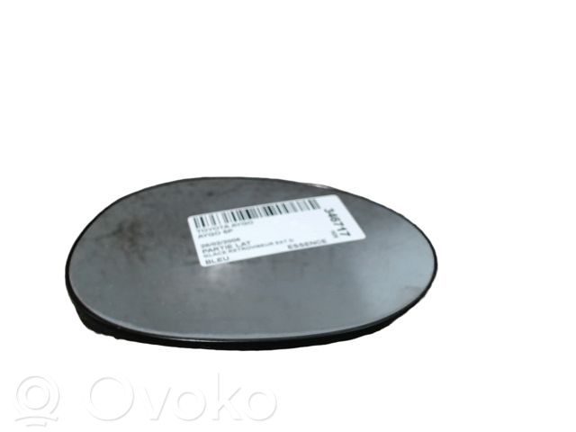 Toyota Aygo AB10 Wing mirror glass 