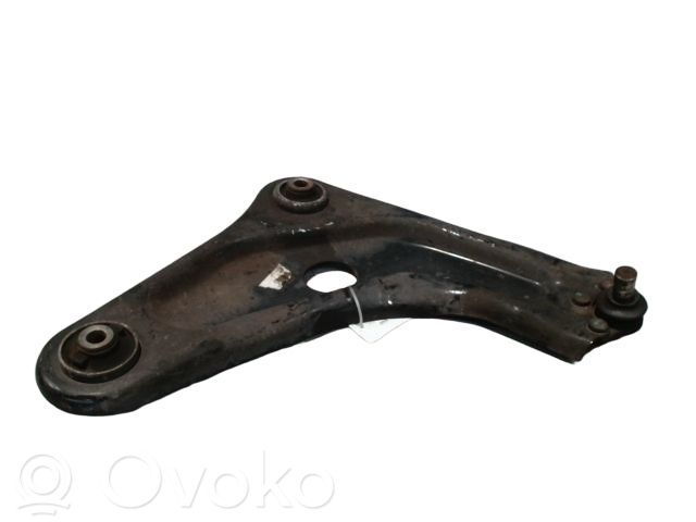 Peugeot 207 Front lower control arm/wishbone 