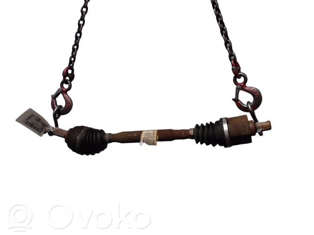 Renault Clio III Front driveshaft 