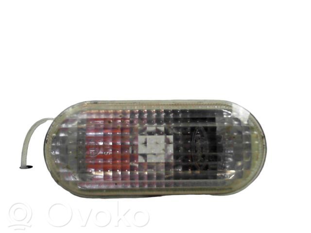 Ford Focus C-MAX Front fender indicator light 