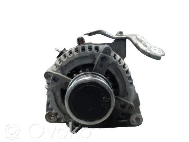 Toyota Verso-S Alternador 