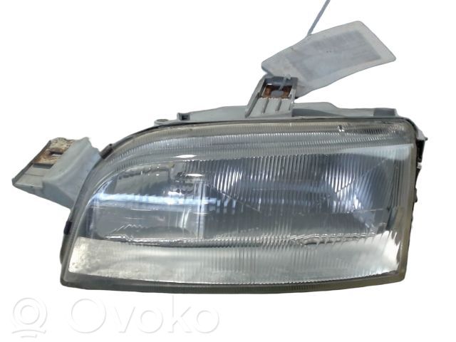 Fiat Punto (176) Lampa przednia 