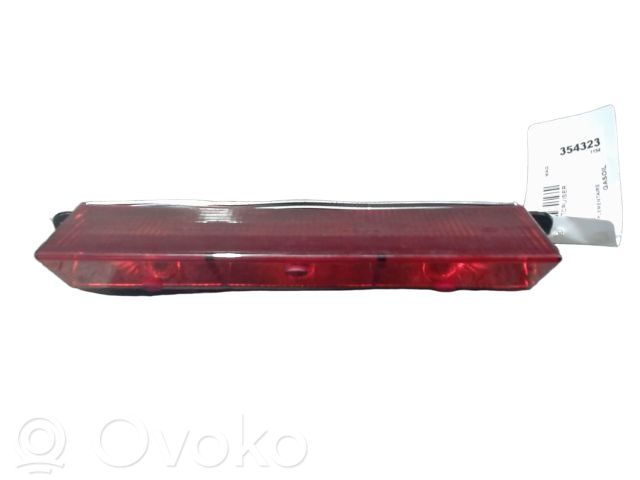 Chrysler PT Cruiser Third/center stoplight 