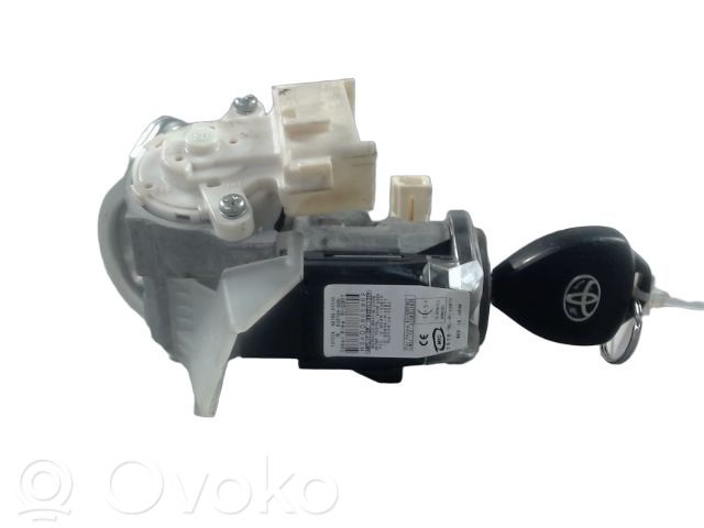 Toyota Verso Virtalukko 