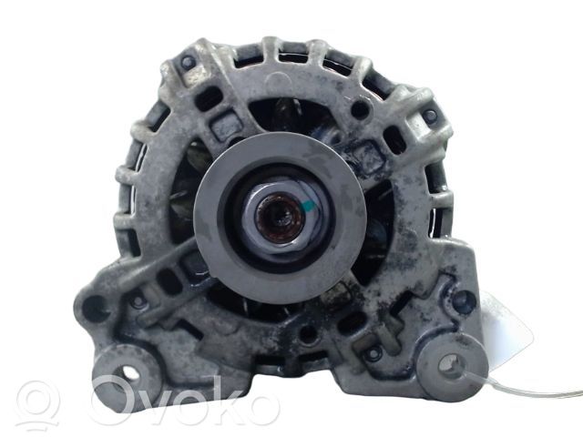 Volkswagen Polo VI Alternator 