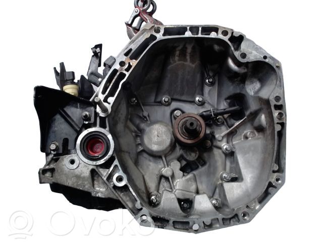 Dacia Sandero Cutie viteze manuală cu 6 trepte 