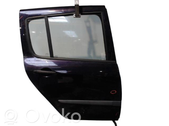 Galinės durys   821003585R,821003585R