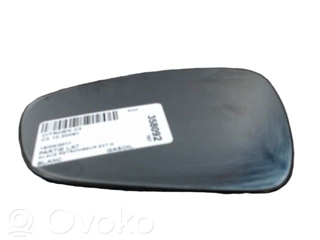 Spoguļa stikls   8151PN,0952835,0952837,1607213980,182209008100,3050154,30501541,3050156,3050158,3050170,30501701,3050172,3260110,3260112,8151PN,8151RV,8152J4,8152Q8,8153G8,8154AQ,8154AS,8154CT,8154CW,8154CY,8154SF,8154SH,L0651,LR5409,LR5411,RS01631,RS02448