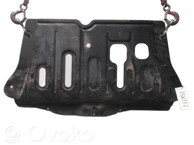 Dacia Duster Engine splash shield/under tray 