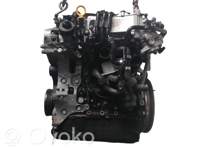 Volkswagen PASSAT B8 Silnik 