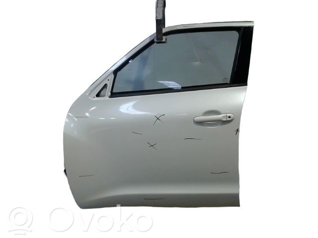 Nissan Juke I F15 Puerta delantera 