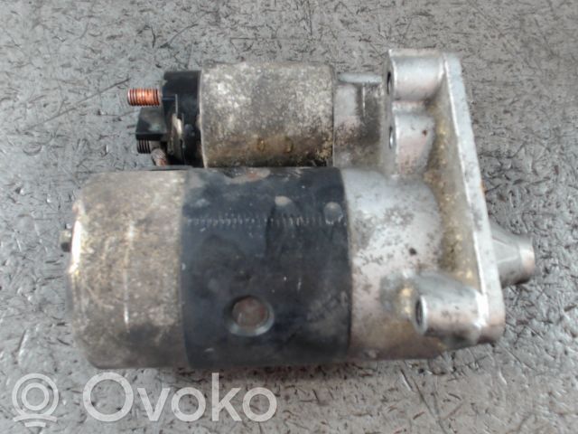 Renault Clio I Starteris 