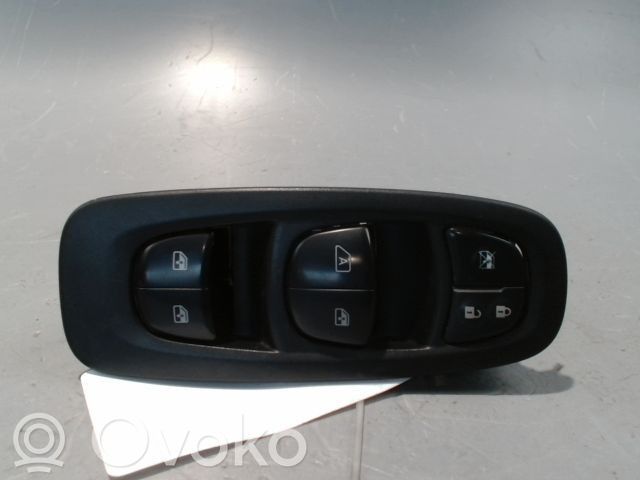 Renault Kadjar Przyciski szyb 