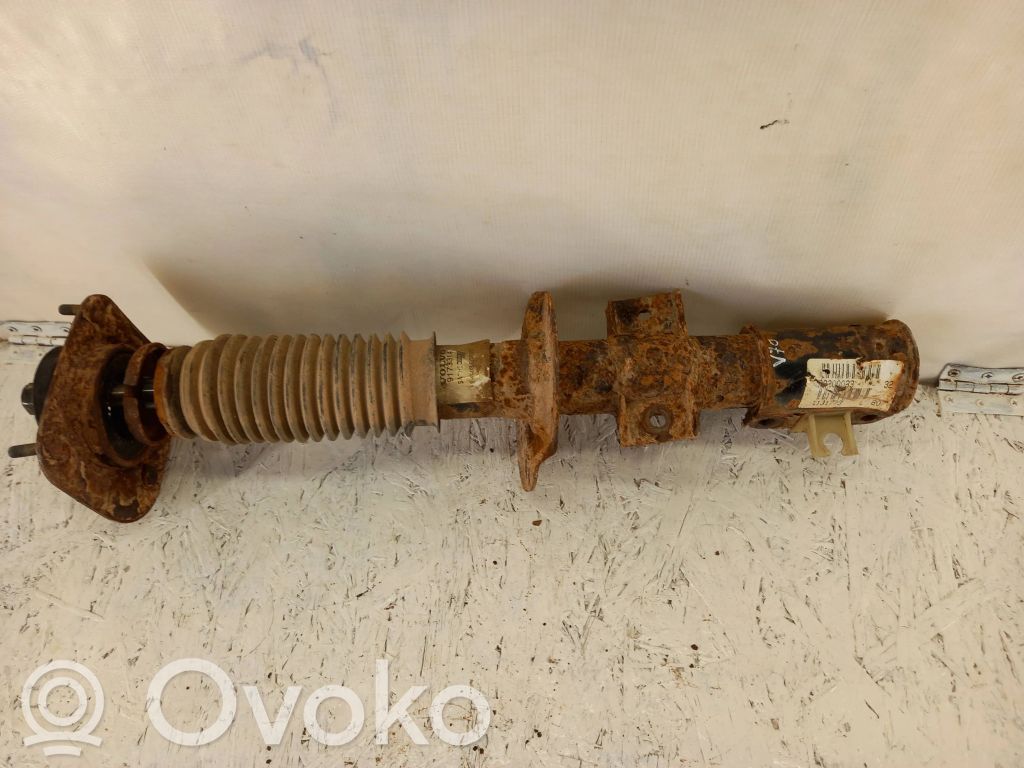 Volvo S70  V70  V70 XC Amortyzator przedni 