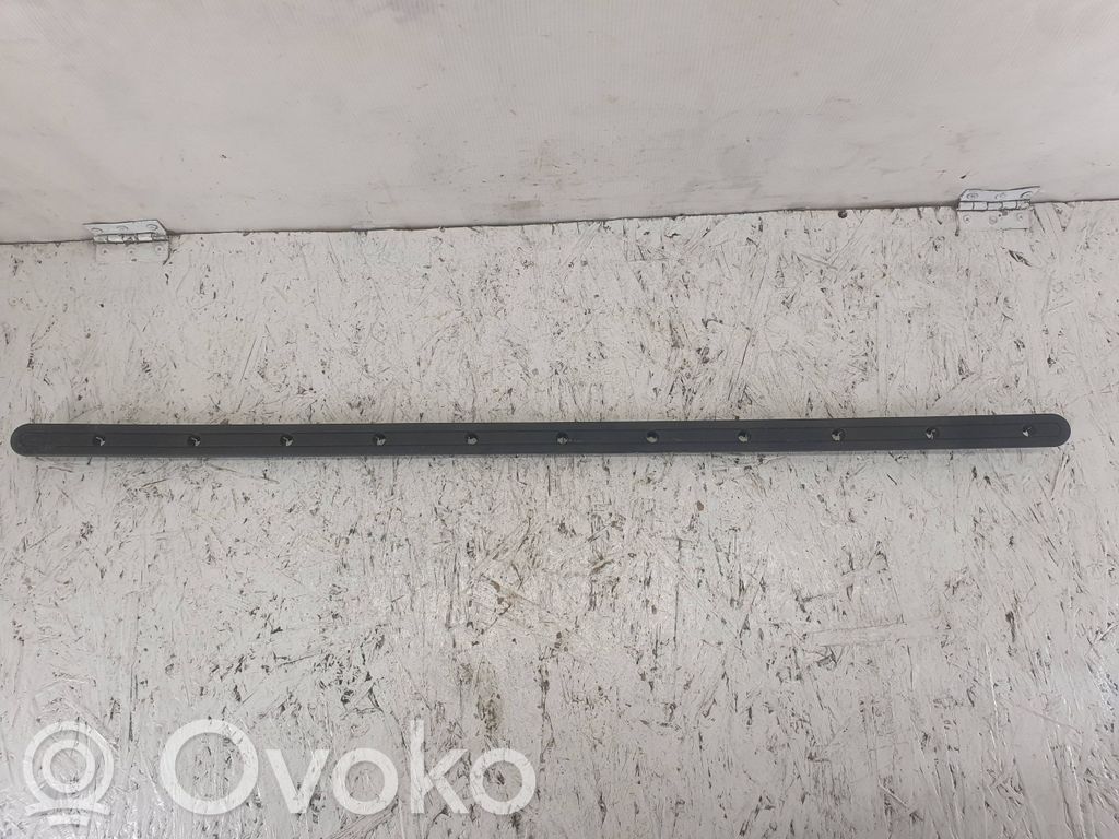 Opel Vectra C Otros elementos de revestimiento del maletero/compartimento de carga 