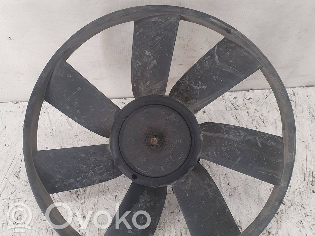 Volkswagen Vento Elektryczny wentylator chłodnicy 