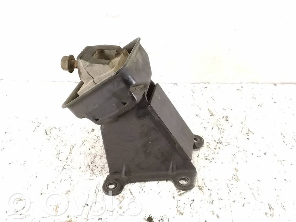 Ford Transit Engine mounting bracket 