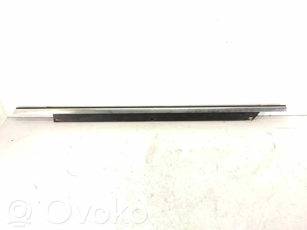 Audi Q7 4L Ornament geam ușă spate 