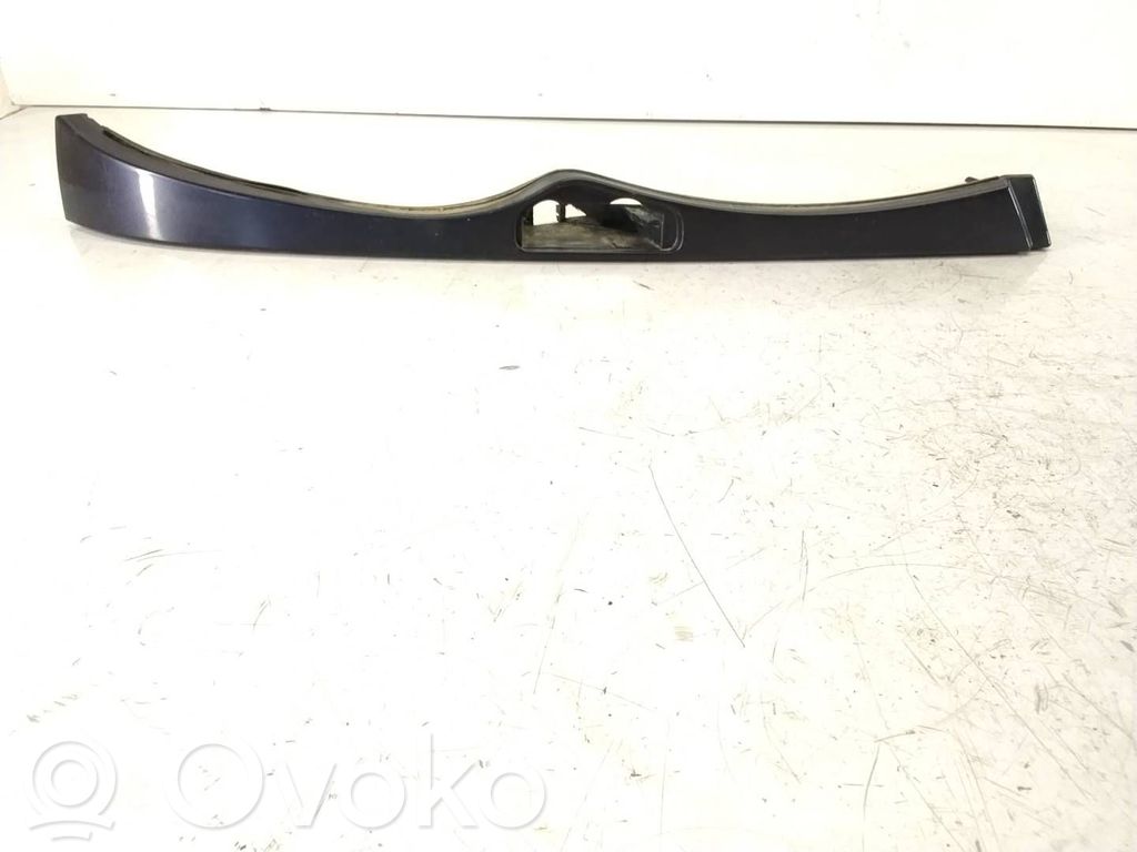 Under headlight/headlamp trim   7030552,1460913