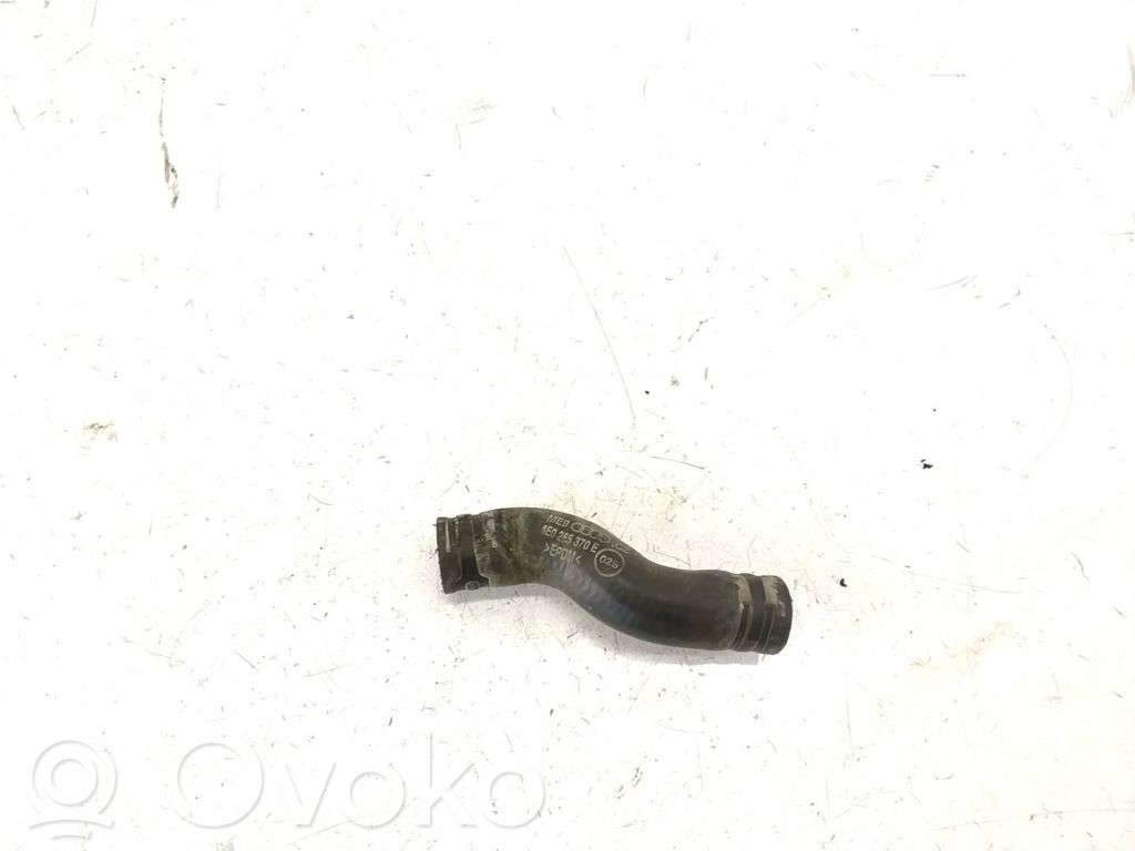 Audi A8 S8 D3 4E Engine coolant pipe/hose 