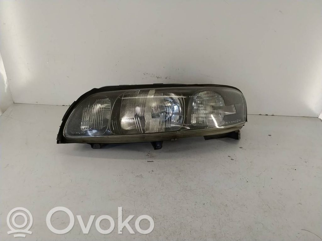Volvo V70 Phare frontale 