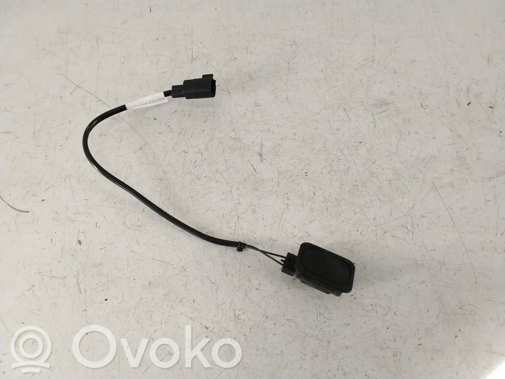 Fiat Freemont Tailgate/boot open switch button 