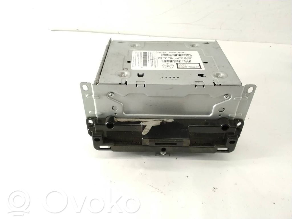 Fiat Freemont Radio/CD/DVD/GPS head unit 