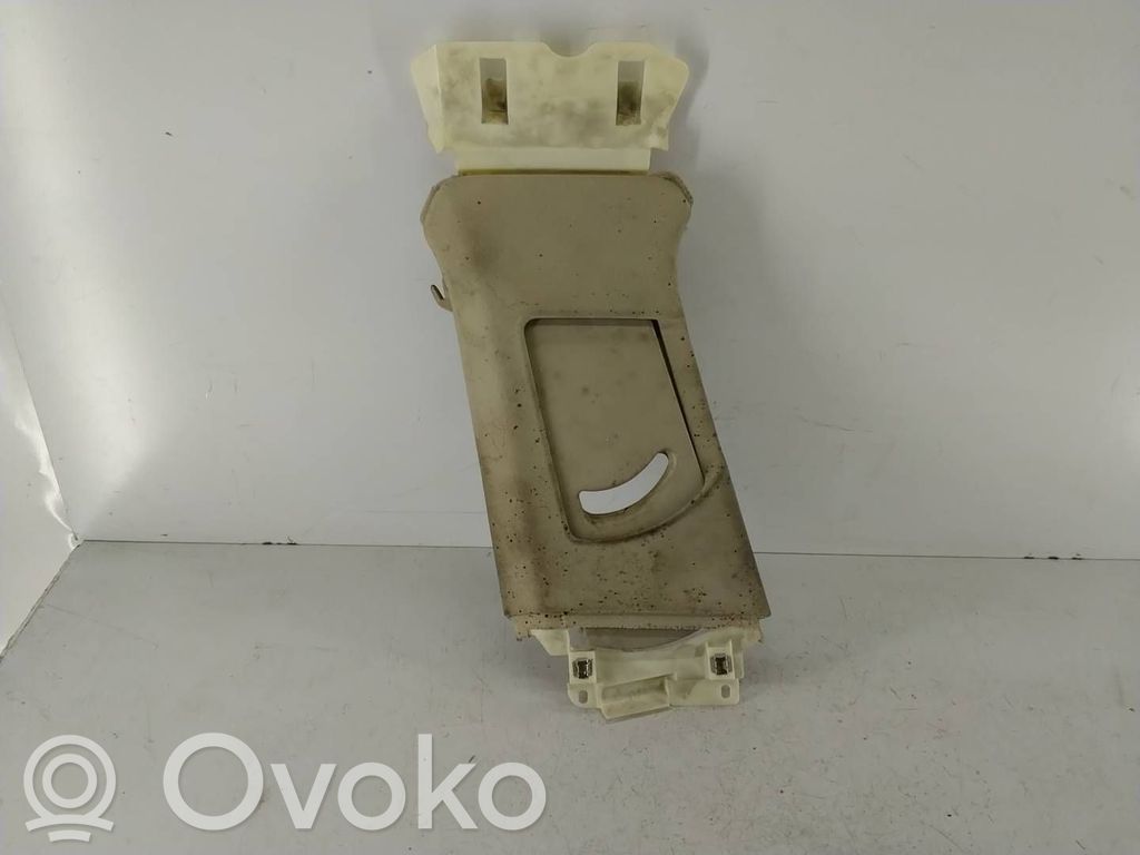 Audi A8 S8 D3 4E Pilar (B) (superior) 