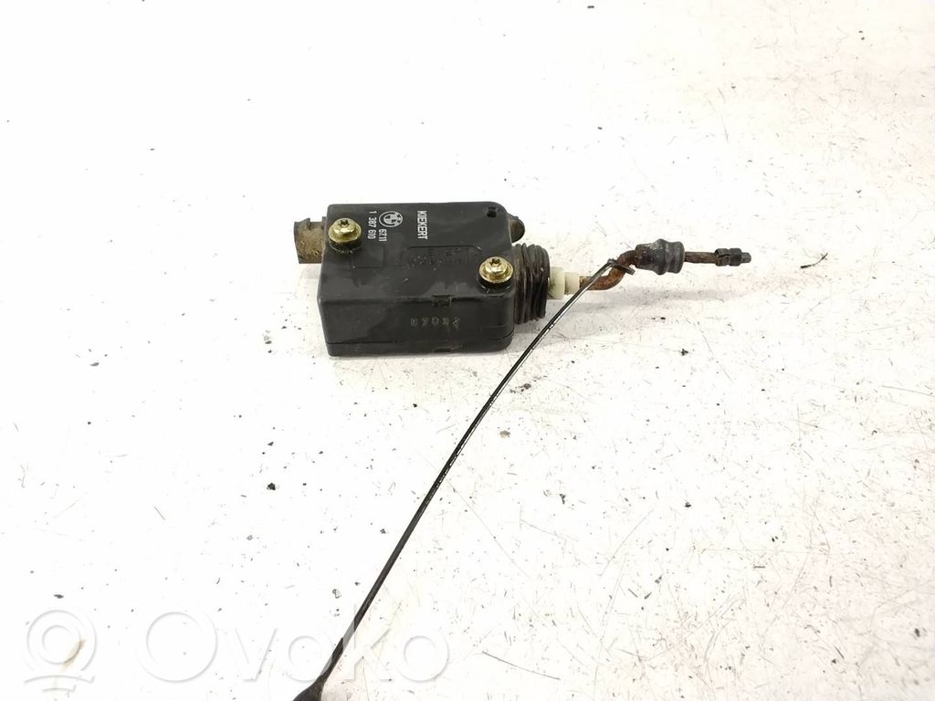 Motor de bloqueo de puertas   1387610