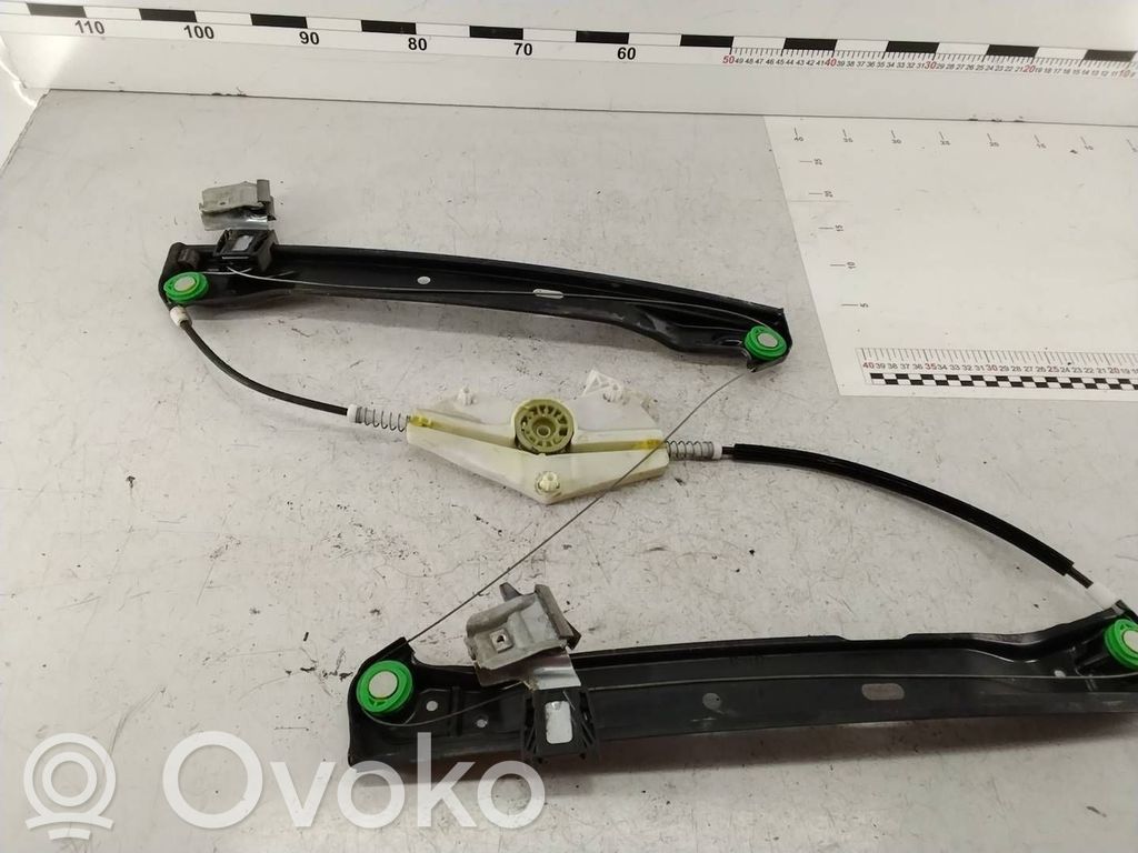Mercedes-Benz E W212 Mechanizm podnoszenia szyby przedniej bez silnika 