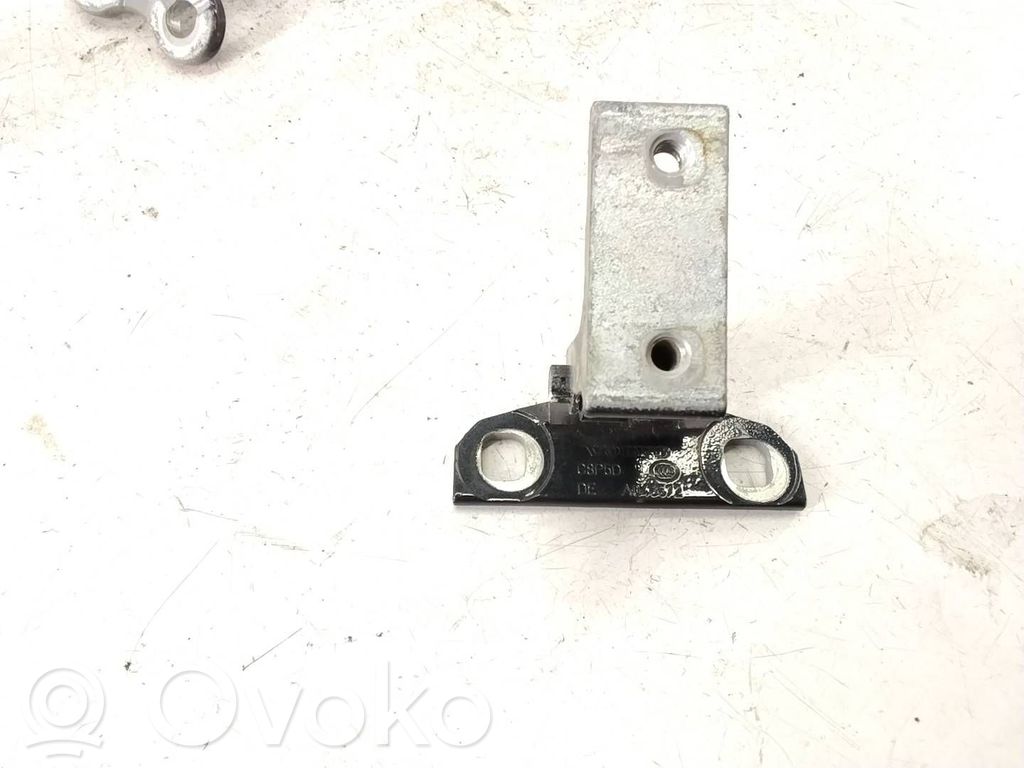 Volvo V60 Balama inferioară ușă spate 
