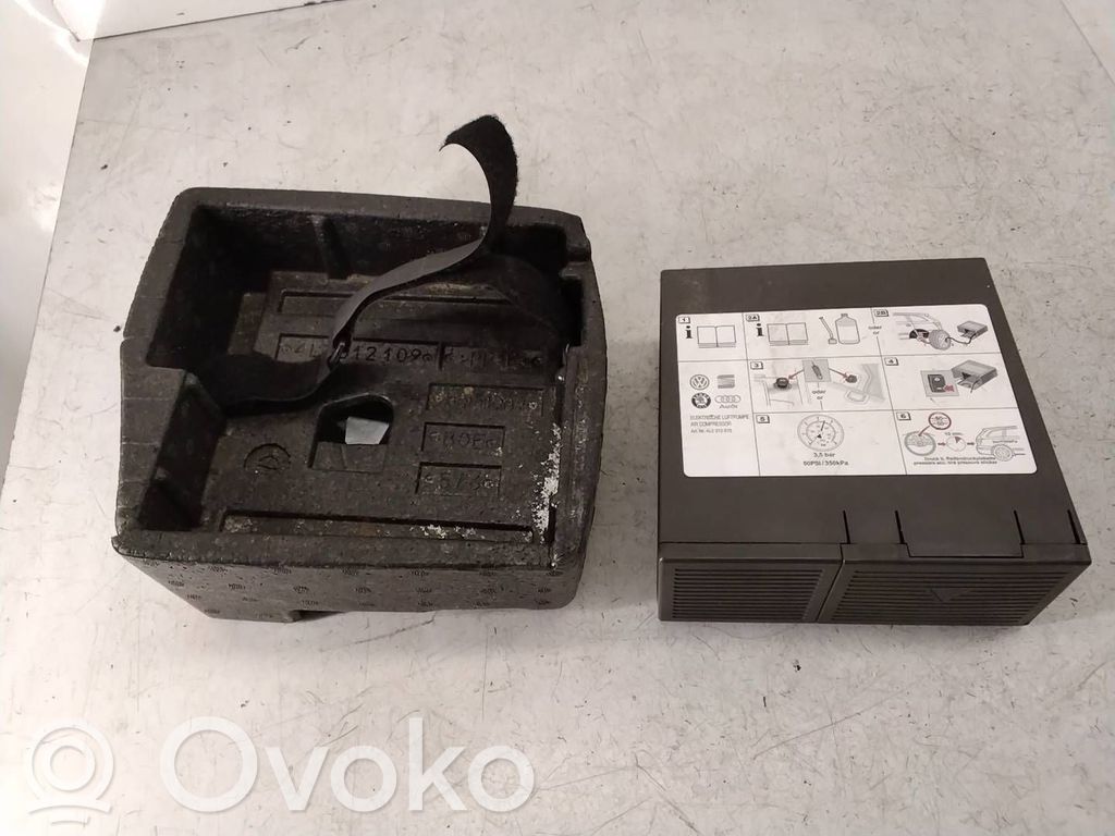 Audi Q7 4L Compresor aer anvelope 