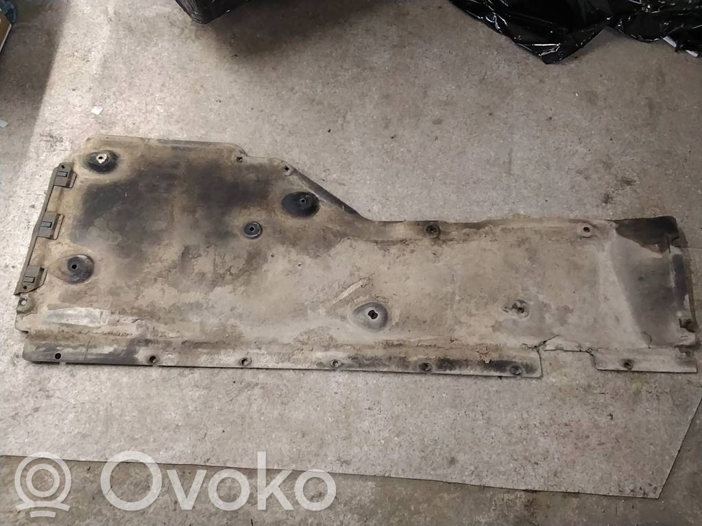 BMW X1 E84 Šoninė dugno apsauga 
