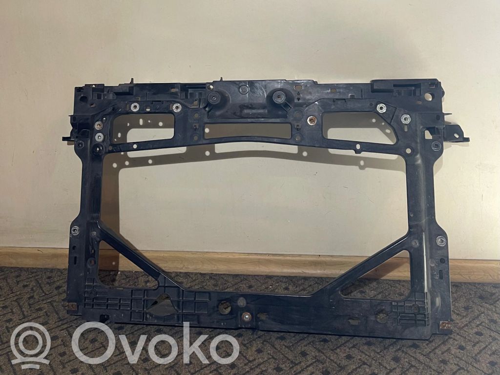 Mazda CX-3 Radiatorių panelė 