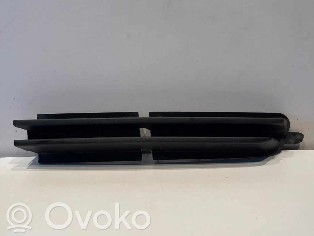 BMW 3 E46 Front bumper lower grill 