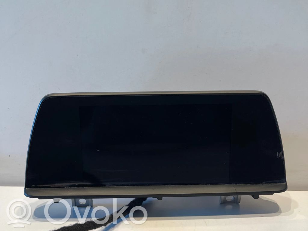 BMW 2 F22 F23 Bildschirm / Display / Anzeige 
